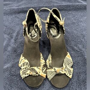 Anne Klein iflex heeled sandals women’s size 7.